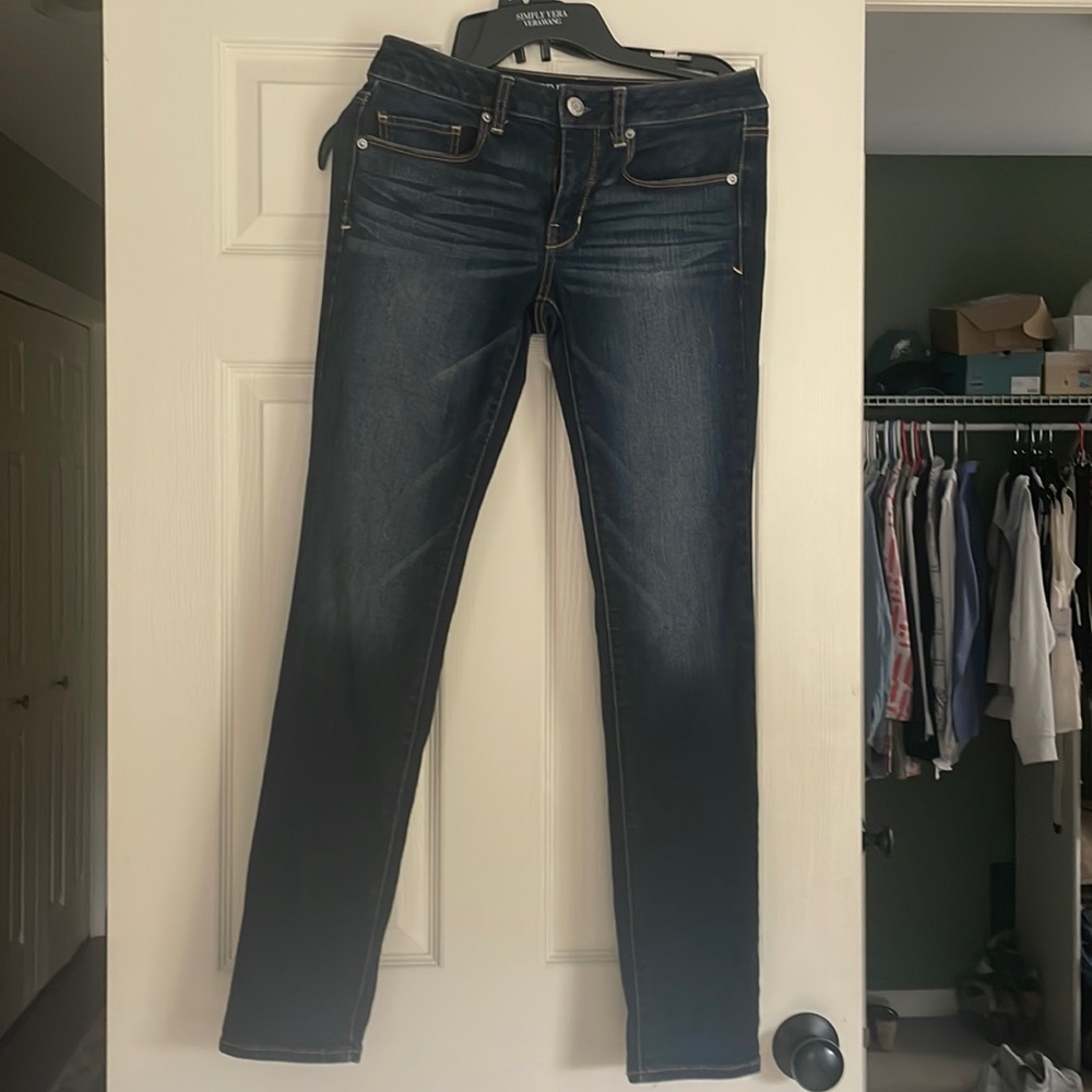 American Eagle skinny jeans.  6 Regular
